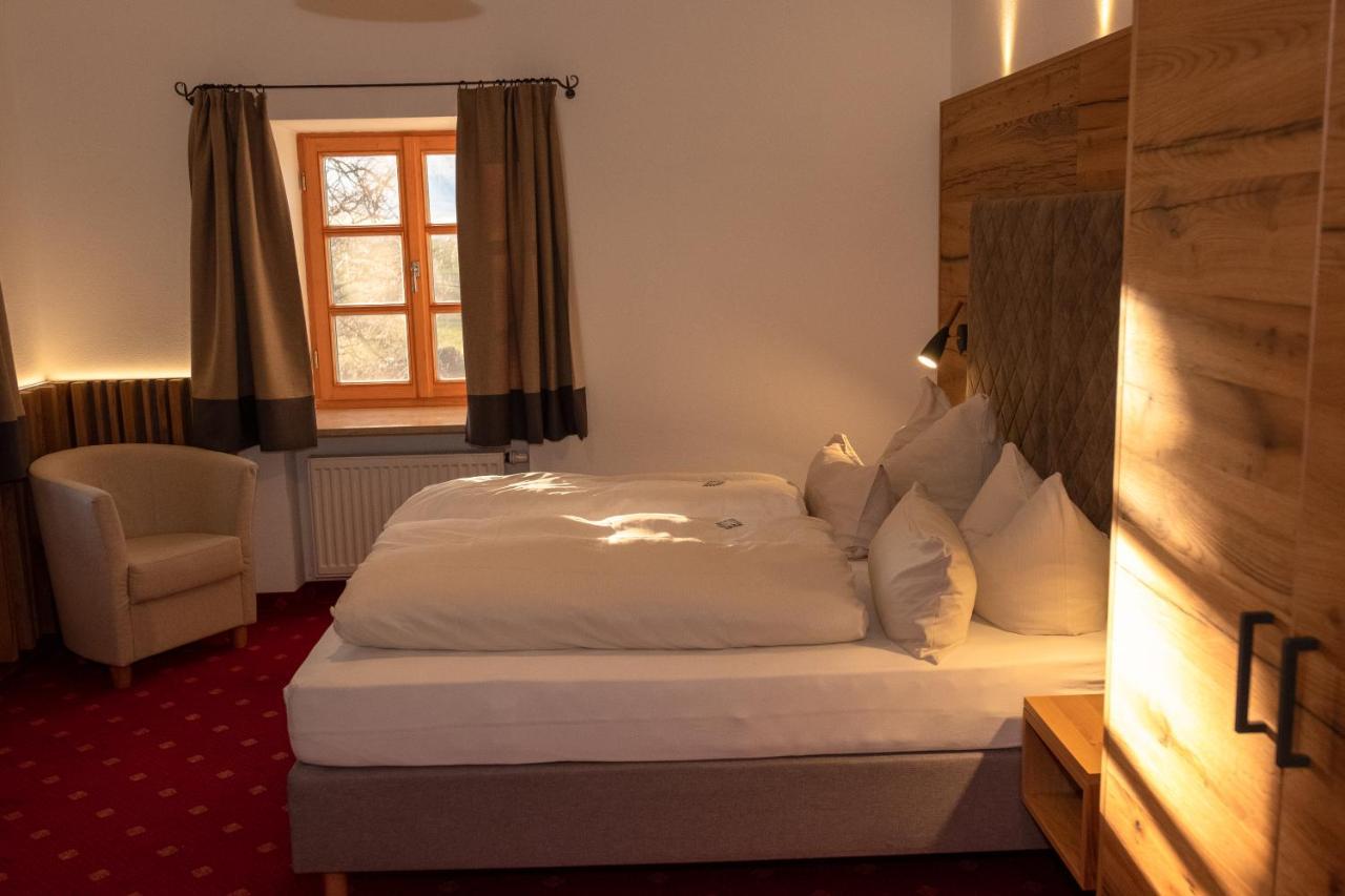 Der Obere Wirt Zum Queri Hotel Andechs Exterior photo